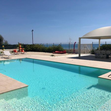 סליה מרינה Residence Giglio Di Mare 2 מראה חיצוני תמונה